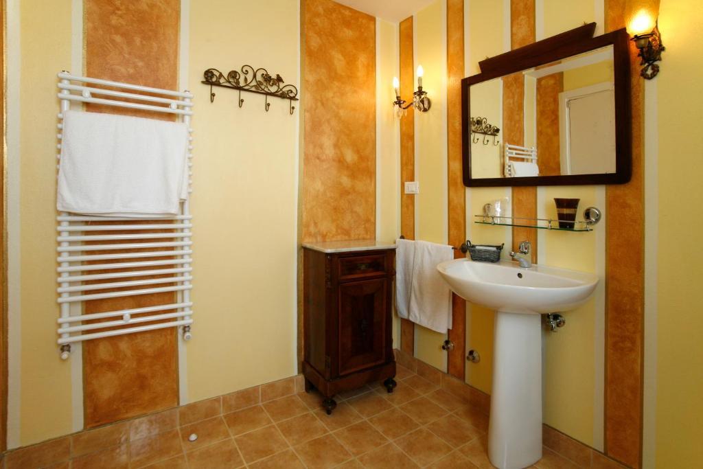 Villa Amelia Rooms Marina di Pietrasanta Bilik gambar