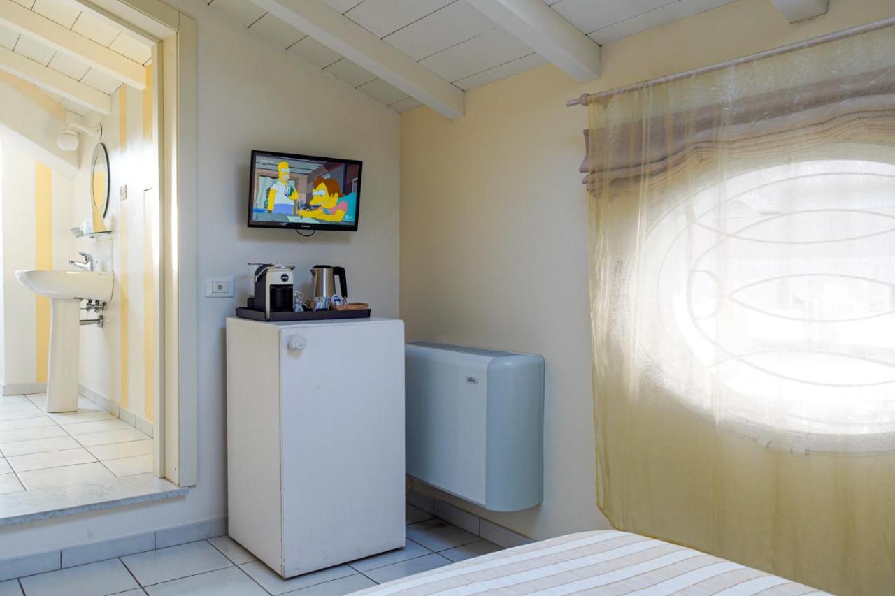 Villa Amelia Rooms Marina di Pietrasanta Luaran gambar