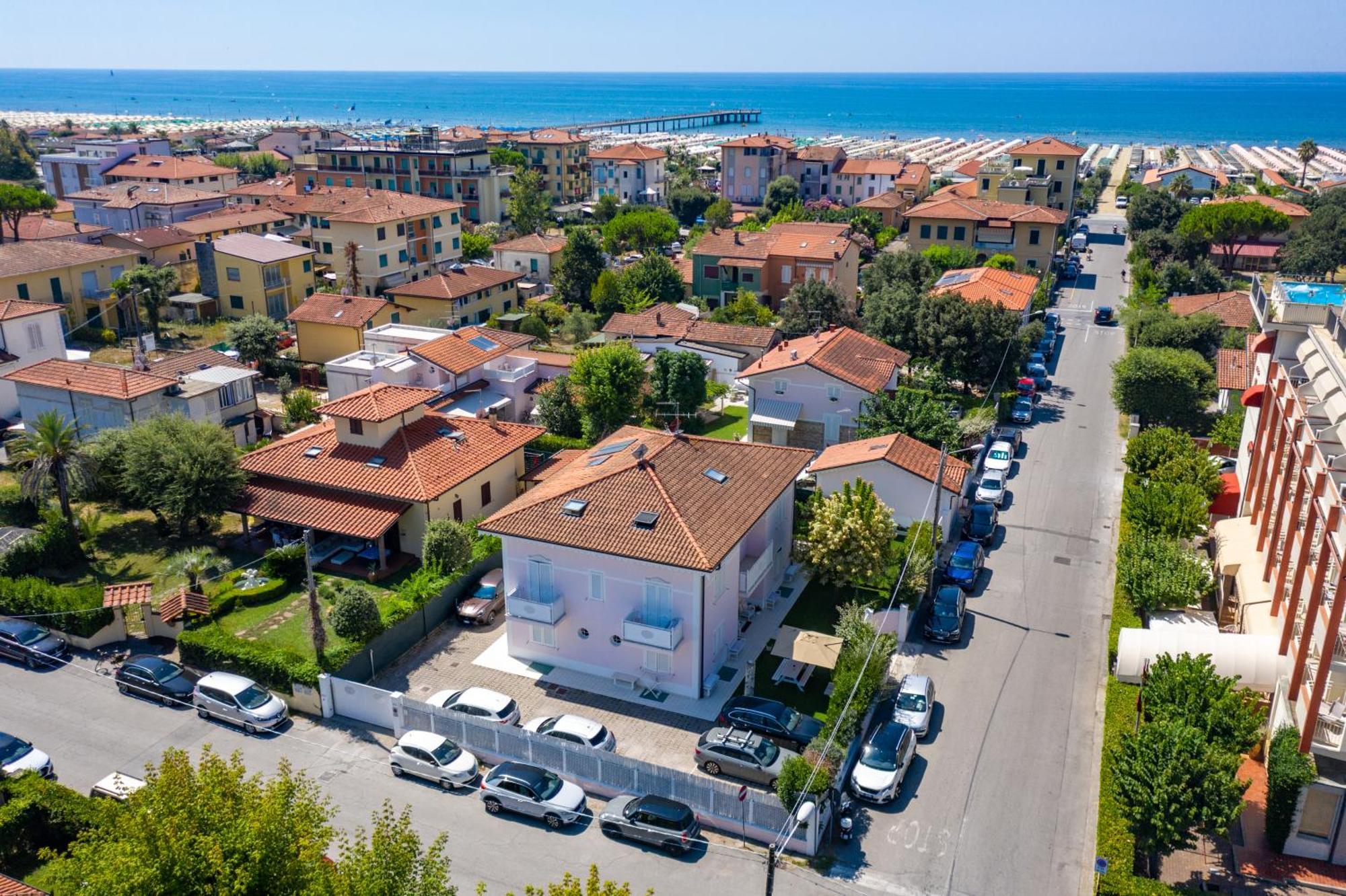 Villa Amelia Rooms Marina di Pietrasanta Luaran gambar