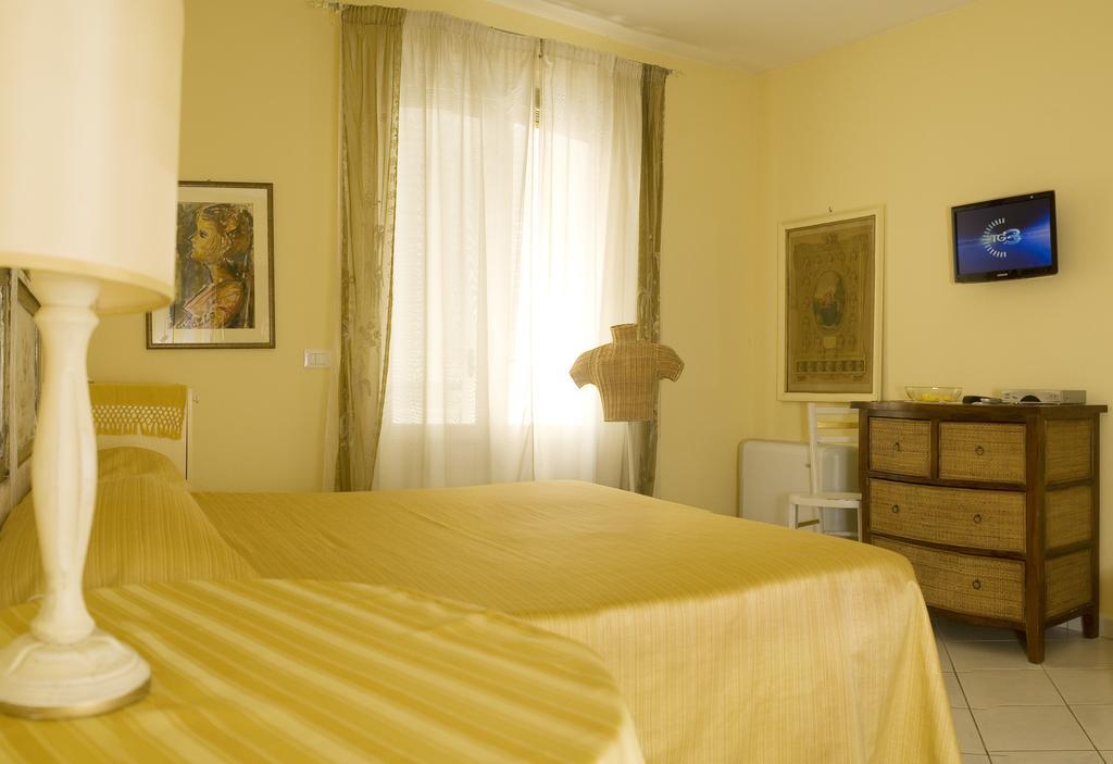 Villa Amelia Rooms Marina di Pietrasanta Luaran gambar